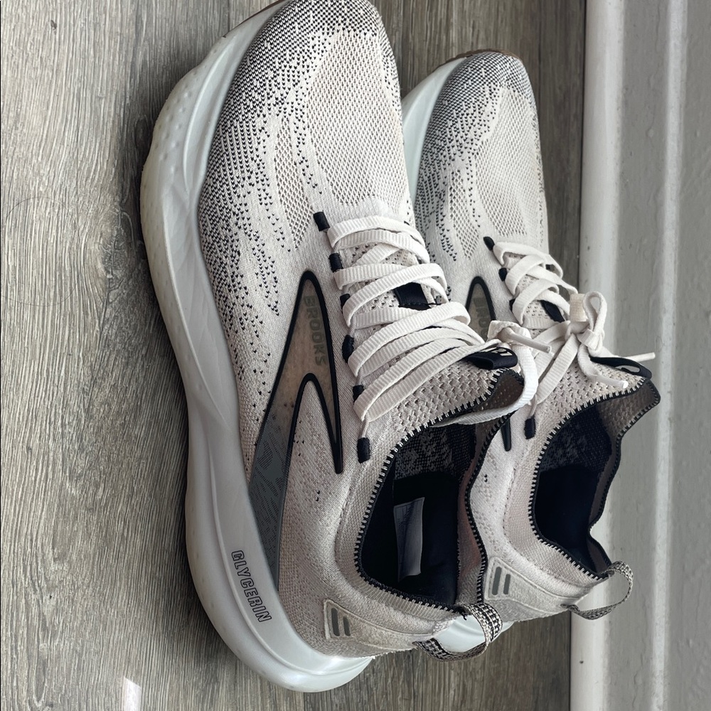 Brooks White and Black Glycerin Sneakers